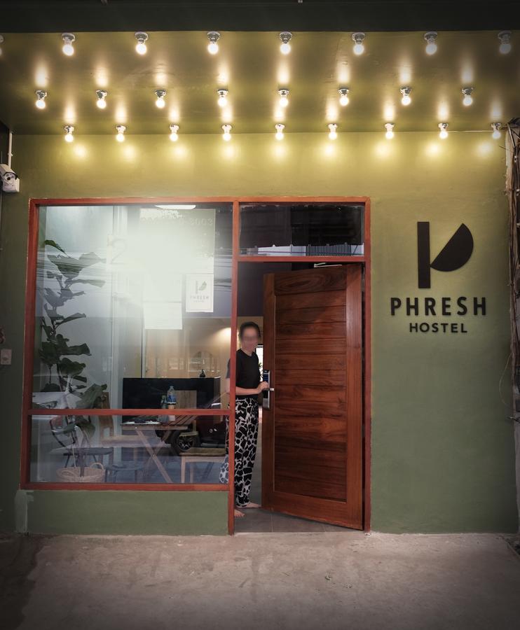 Phresh Hostel Bangkok Exterior photo